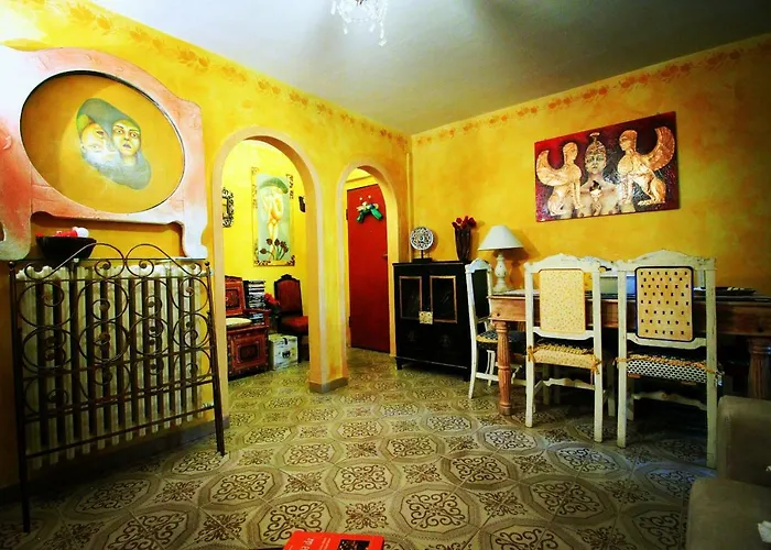 Hand Decorated House With Court