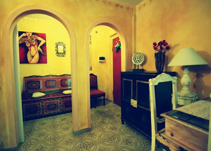 Hand Decorated House With Court